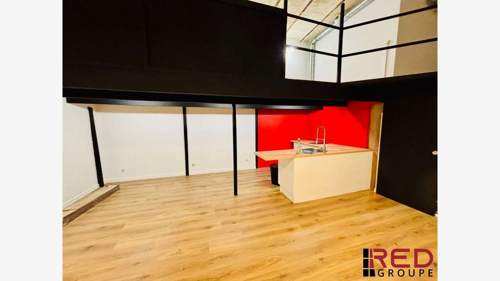 Bureau 87m² à louer à Marseille 2e La Joliette