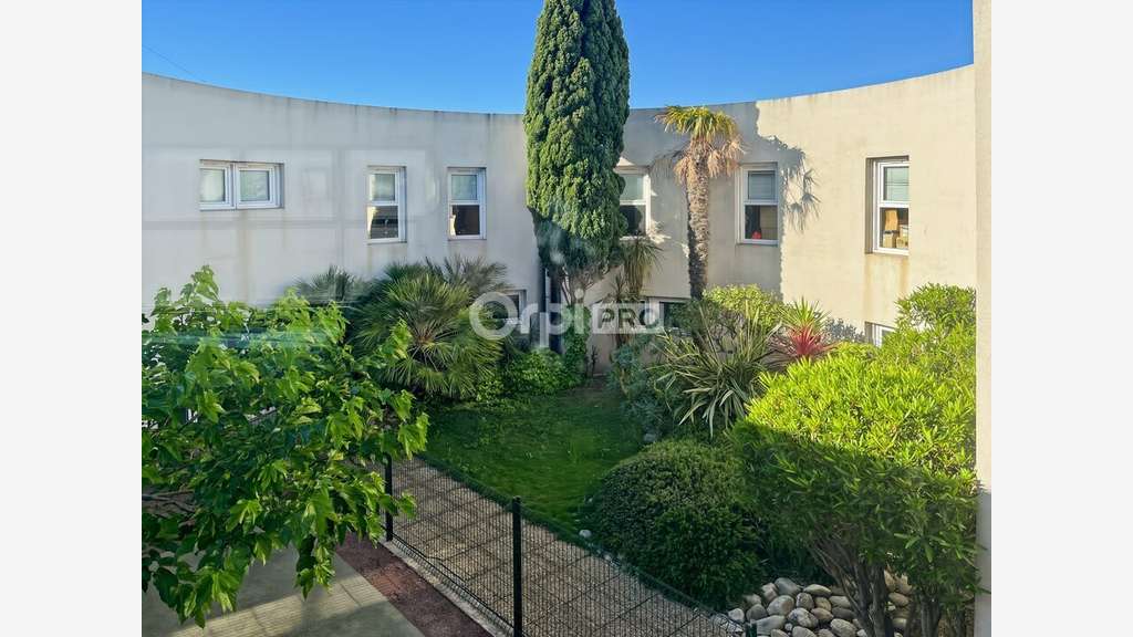 Bureaux de 300m² à louer à Marseille 2ème