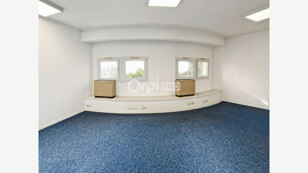 Bureau de 22m² à 30m² à louer à Marseille 2e