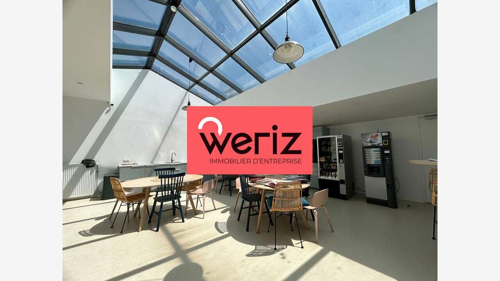 A louer bureaux 322m² lumineux à Marseille 13002
