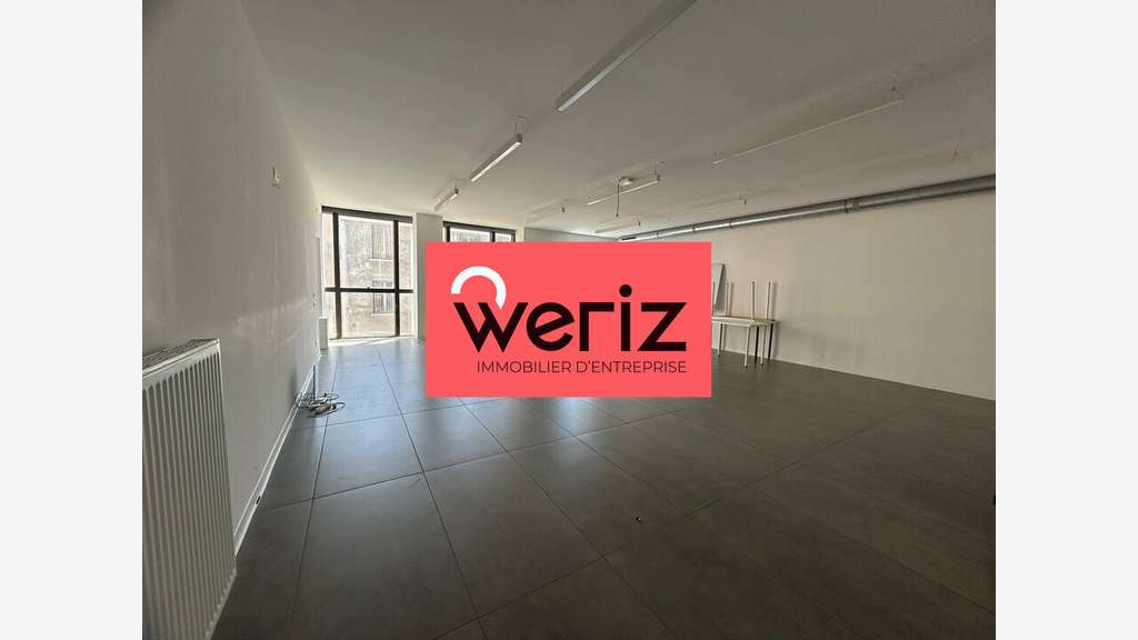 A louer bureaux 322m² lumineux à Marseille 13002