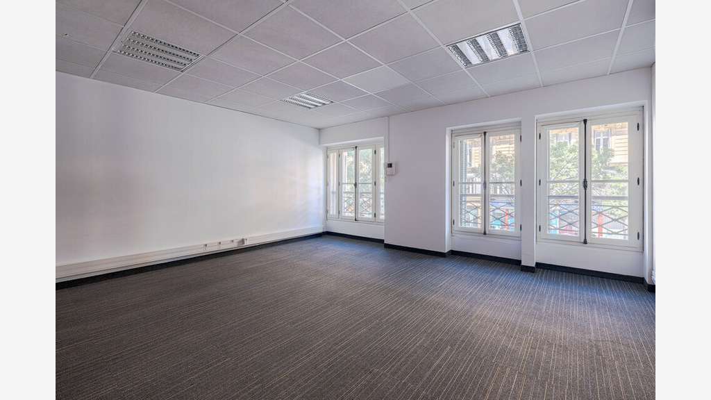 Location bureaux de 143m² à Marseille 2 République