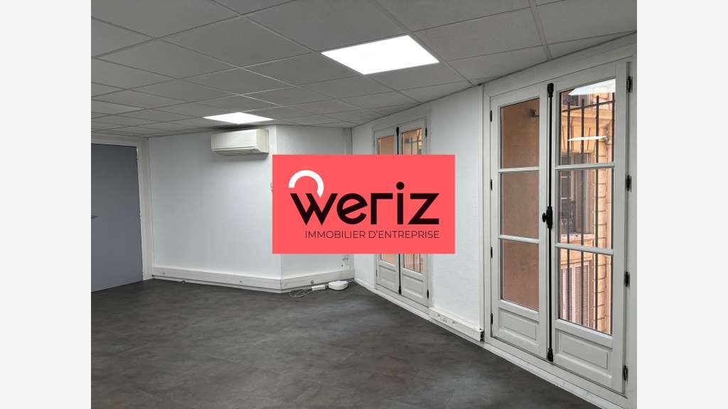 Location bureaux 117m² empl N°1 à Marseille 13002