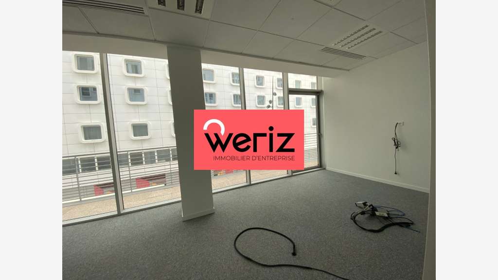 A louer bureaux 380m² en RDC à Marseille 13002