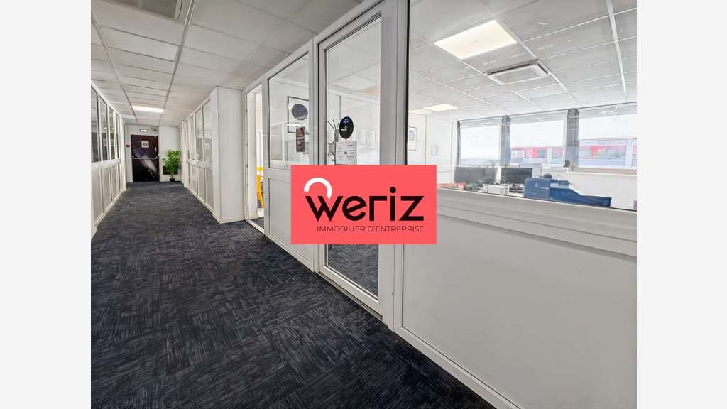 Location bureaux lumineux 235m² à Marseille 13002