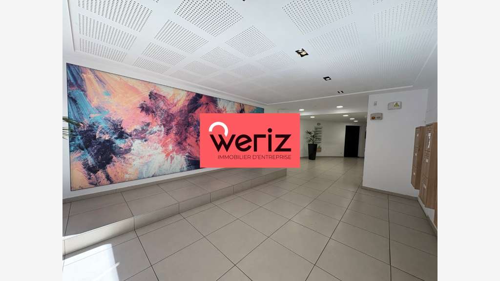 Location bureaux lumineux 235m² à Marseille 13002