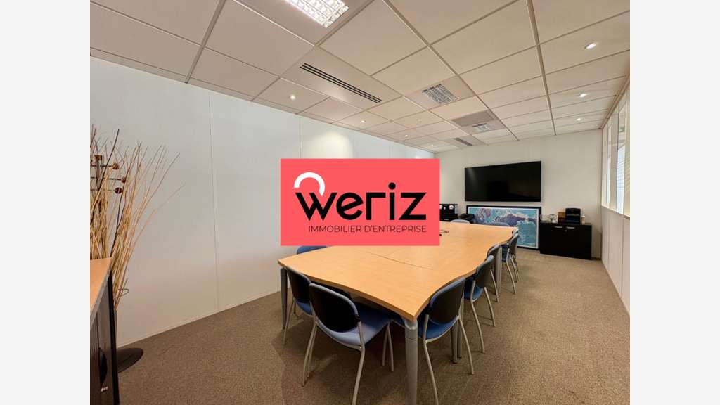 Loue immeuble de 1511m² Marseille Euroméditerranée