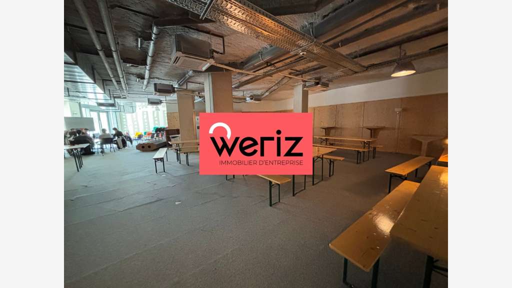 A louer locaux 967m² en pôle étudiant Marseille 3