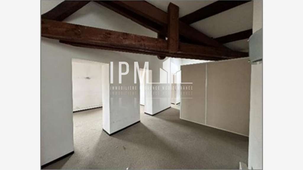 A louer bureaux 112m² Marseille 13006