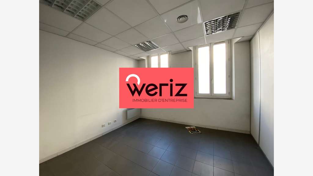 A louer bureaux 224m² R+1 Marseille 6e Castellane 