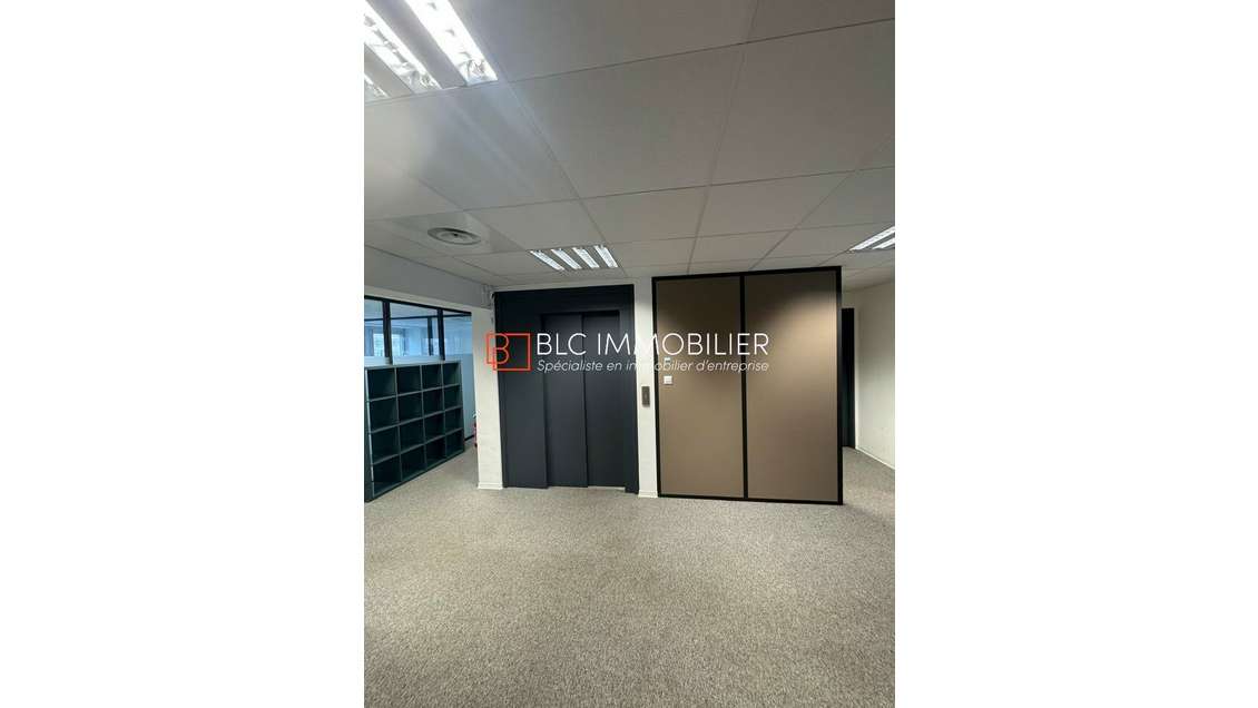 A louer bureaux de 127m² à Marseille 13006 Vauban 