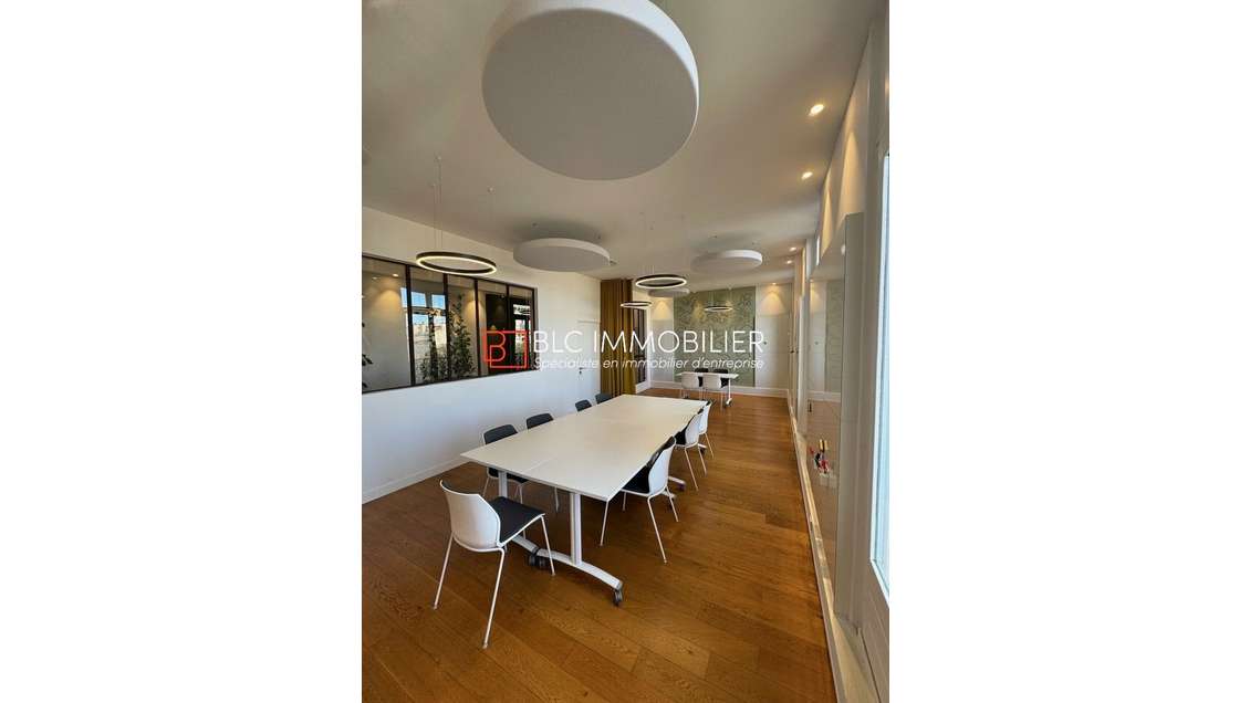 A louer bureaux 85m² vue Palais Justice Marseille