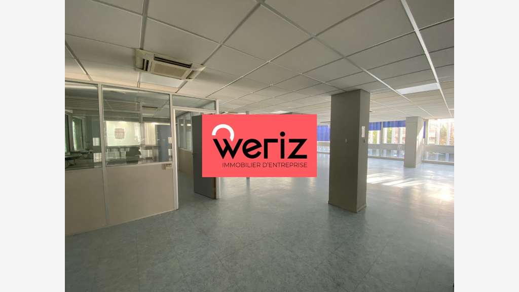 Location bureaux 800m² très lumineux Marseille 06