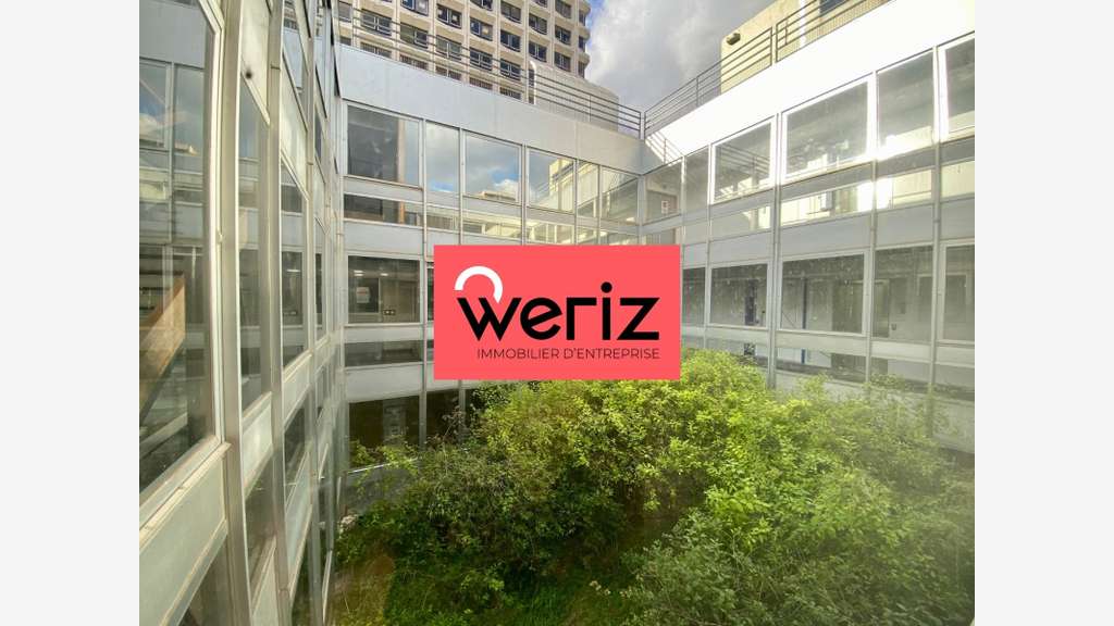 Location bureaux 800m² très lumineux Marseille 06