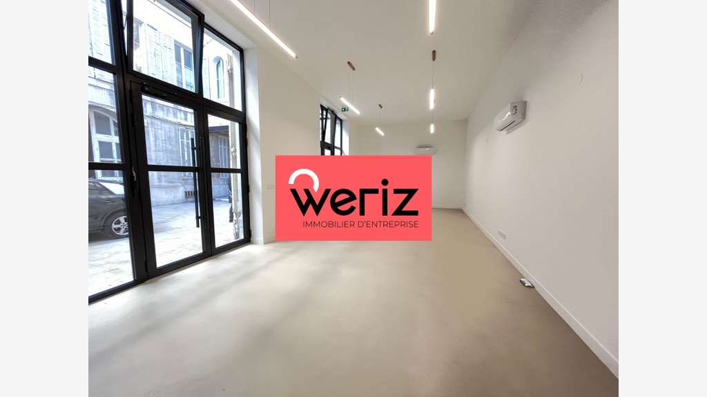 Location bureaux 57m² lumineux PMR Marseille 13006
