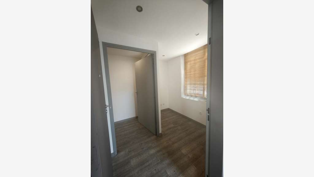 BUREAUX A LOUER 13006