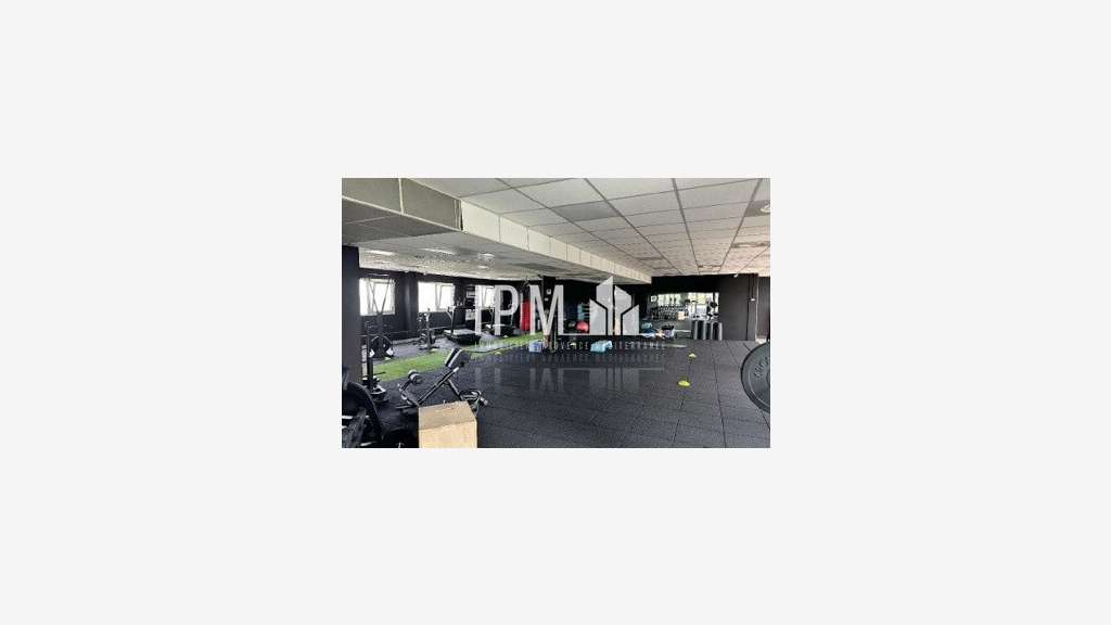 Local 329m² à louer Bonneveine 13008