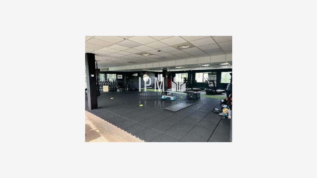 Local 329m² à louer Bonneveine 13008