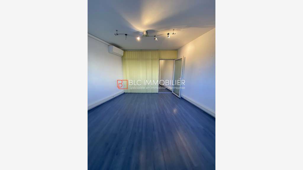Bureaux à louer 28m² Marseille 8e Rond-Point Prado