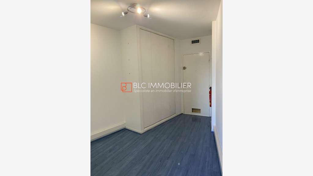 Bureaux à louer 28m² Marseille 8e Rond-Point Prado