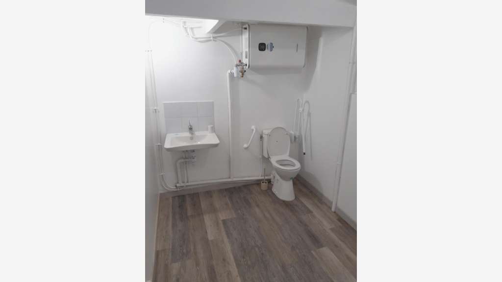 A louer local professionnel 49m² Montredon 13008