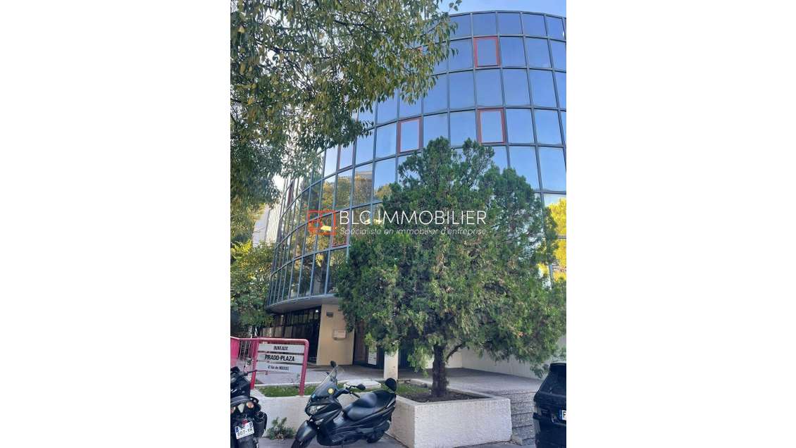 Bureaux 15m² R+1 à louer à Marseille 8e