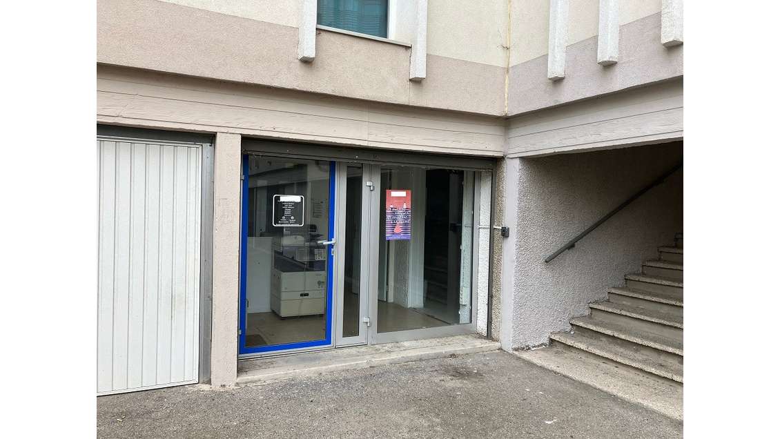 Loue bureaux 116m² en RDC à Marseille 8 Bonneveine