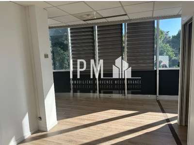 Location Bureaux à Marseille 8e