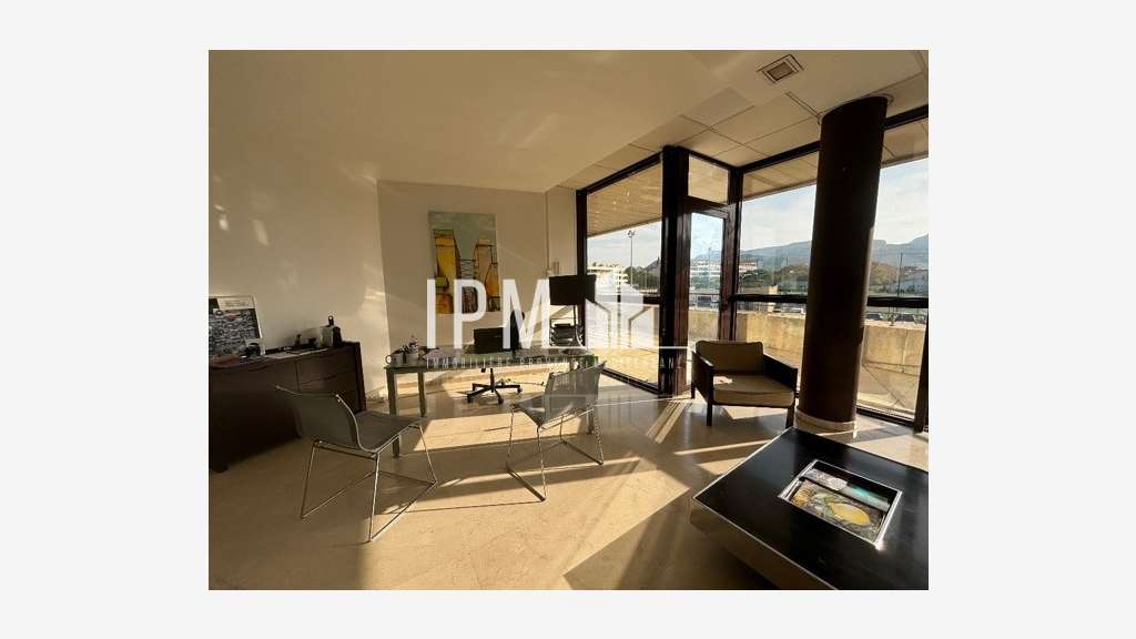 Bureaux 53m² R+1 à louer Bonneveine 13008