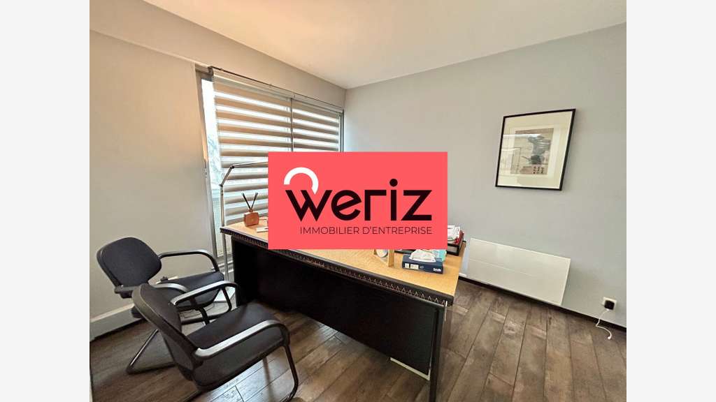 A louer bureaux 100m² à Marseille 13008 bel empl