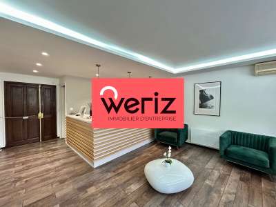 A louer bureaux 100m² à Marseille 13008 bel empl