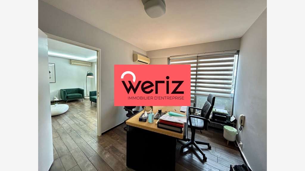 A louer bureaux 100m² à Marseille 13008 bel empl