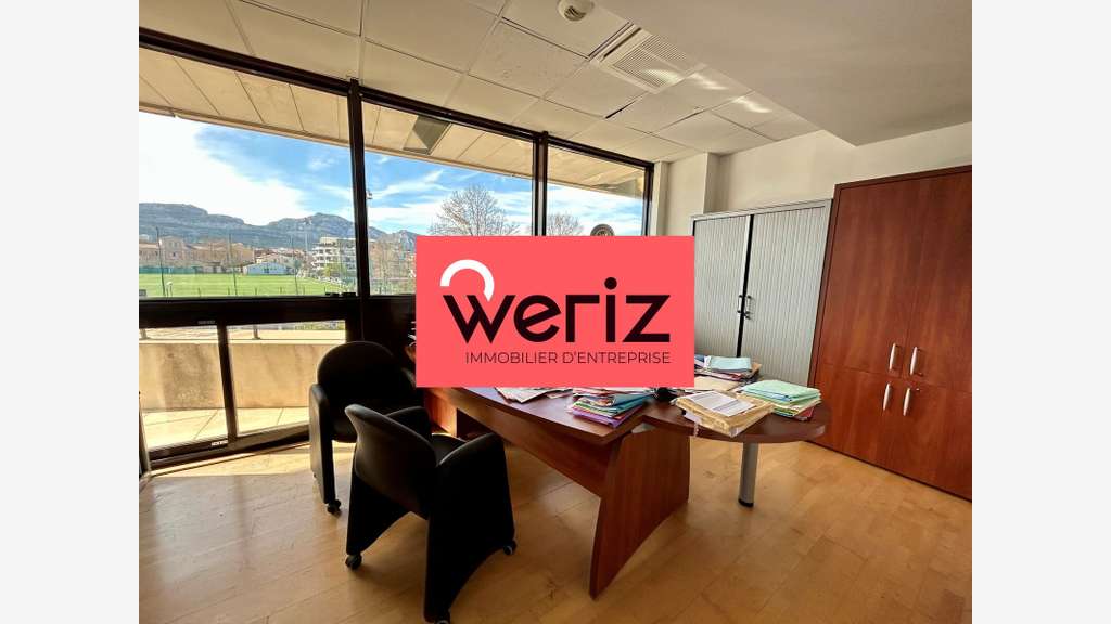 Location bureaux 49m² à Marseille 8e