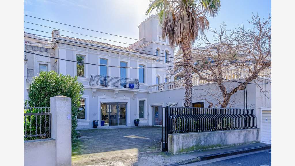 Location bureaux 3000m² Marseille 13008 Carré d'Or