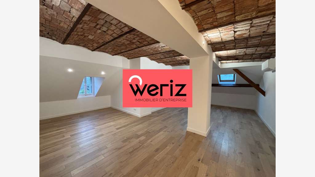 Bureaux de 435m² à louer à Marseille 13008