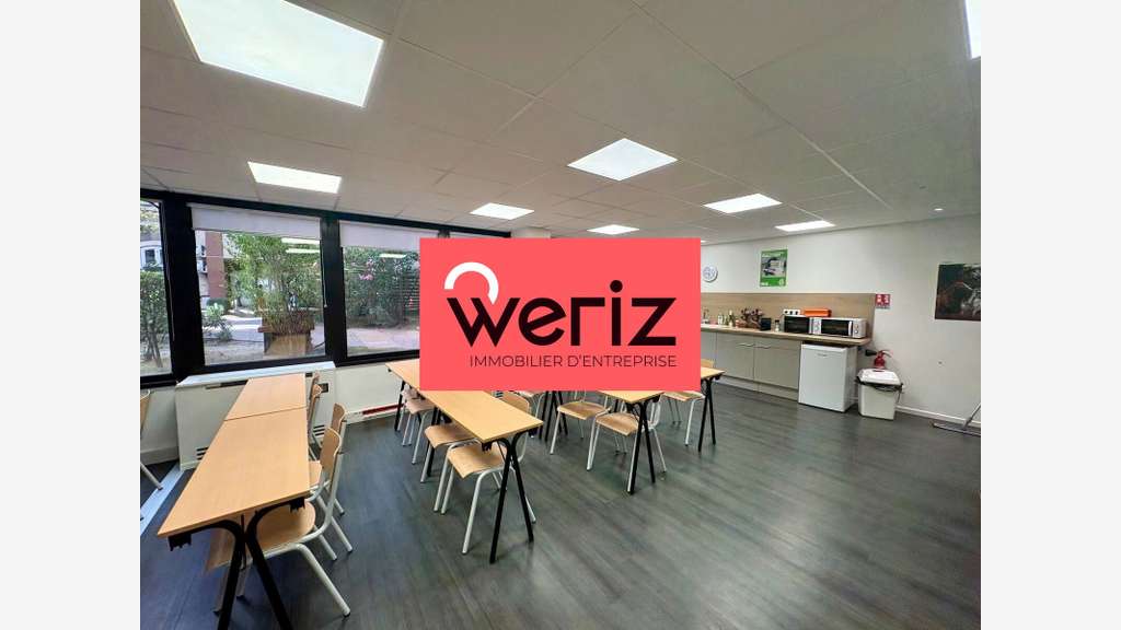 Loue bureaux lumineux 85m² M° Péri Marseille 13008