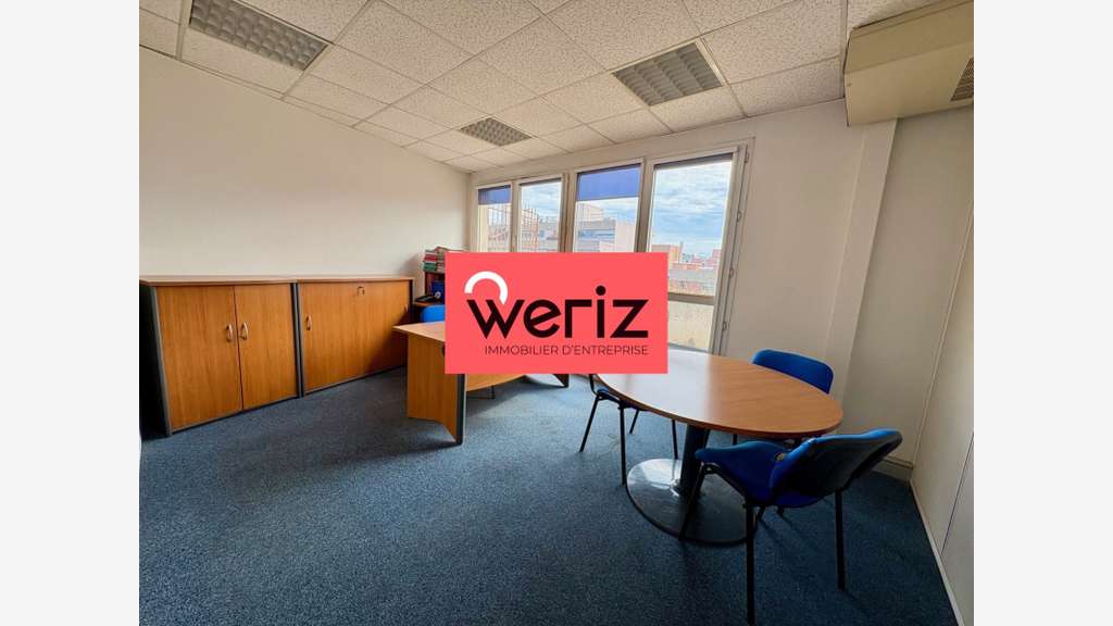 A louer bureaux 374m² lumineux à Marseille 13008
