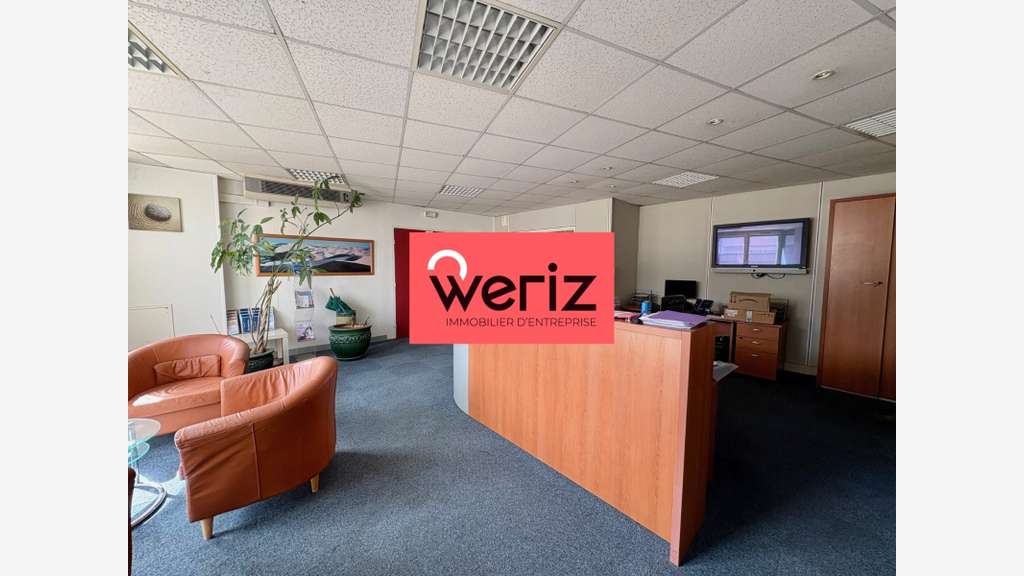 A louer bureaux 374m² lumineux à Marseille 13008