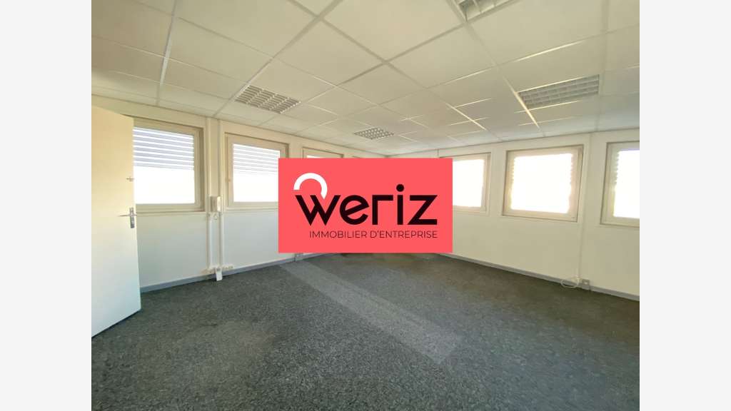 Location bureaux lumineux 100m² à Marseille 13008