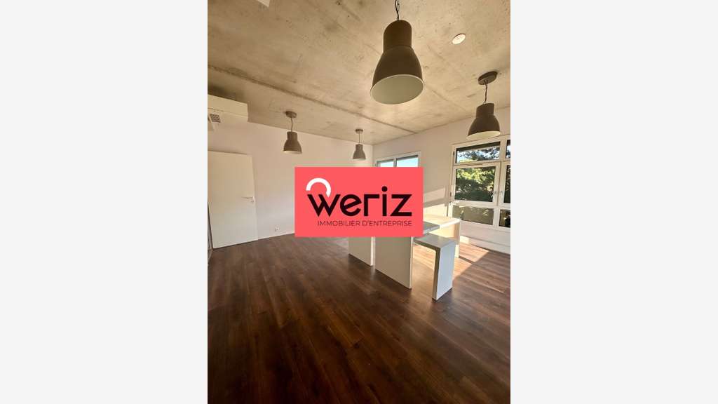 A louer bureaux 160m² R+2 à Marseille Bonneveine