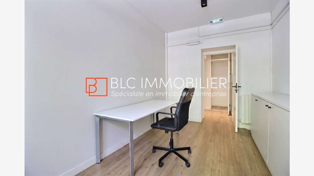 Bureaux à louer 95m2 13008 Marseille