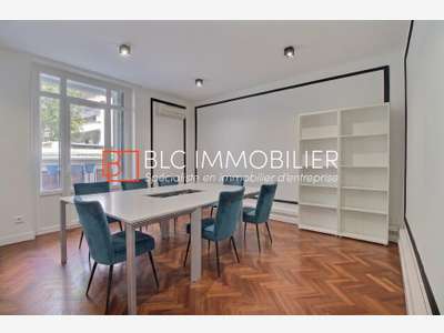 Bureaux à louer 95m2 13008 Marseille