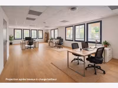Bureaux de 70m² cloisonnables à Marseille 13009