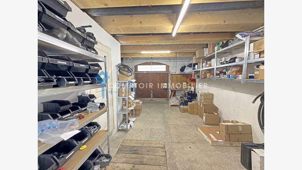 Location bureau avec espace stockage Marsillargues