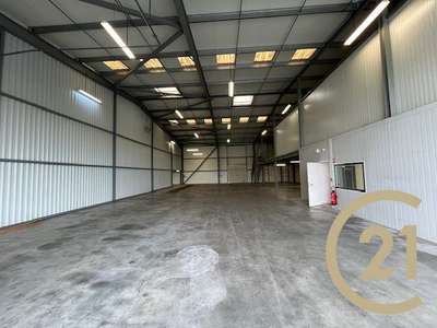 Location Locaux d'activités - Entrepôts à Giroussens