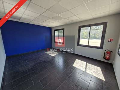 Bureaux 45m² + grand terrain à louer à Martigues 