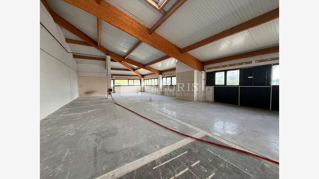 Bureaux de 770m² à louer en zc Martigues