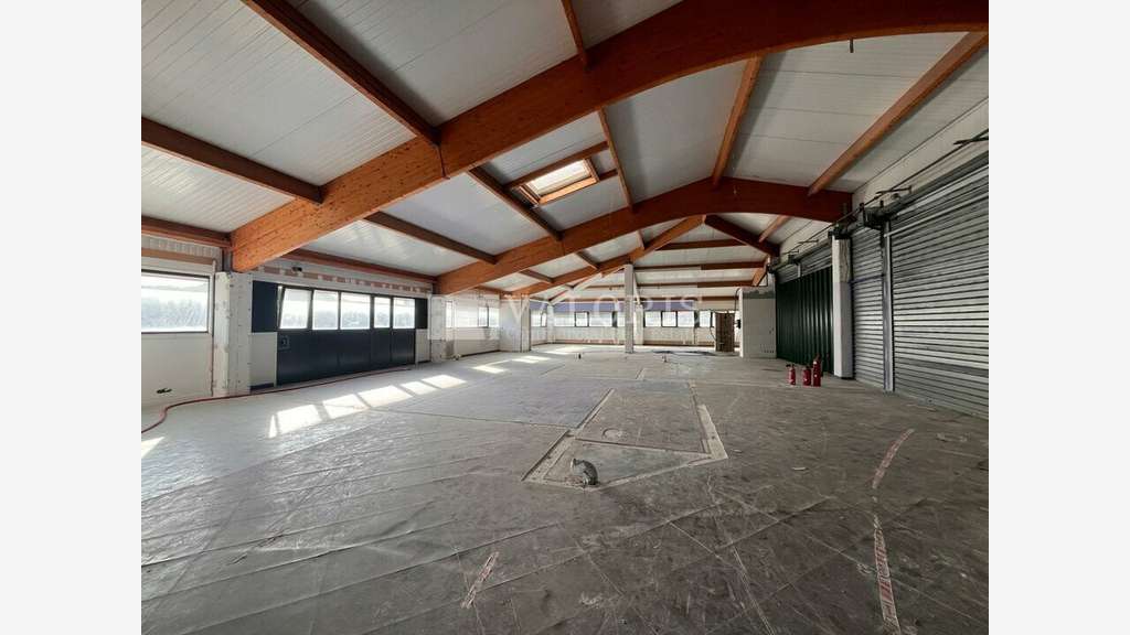 Bureaux de 770m² à louer en zc Martigues