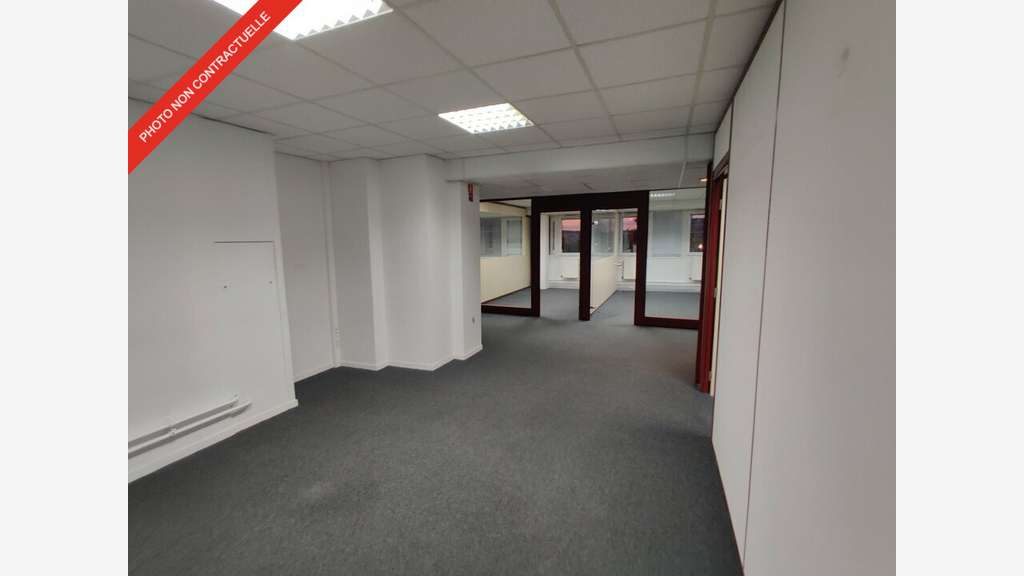 A louer bureaux 438m² à Massy Opéra A10 / N20