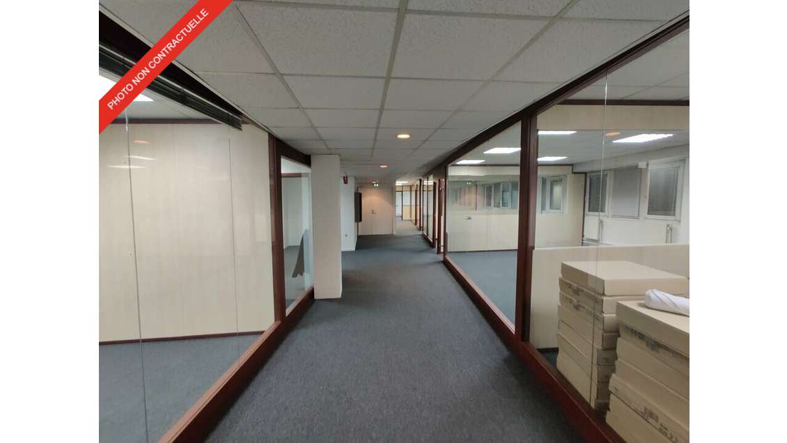 A louer bureaux 438m² à Massy Opéra A10 / N20